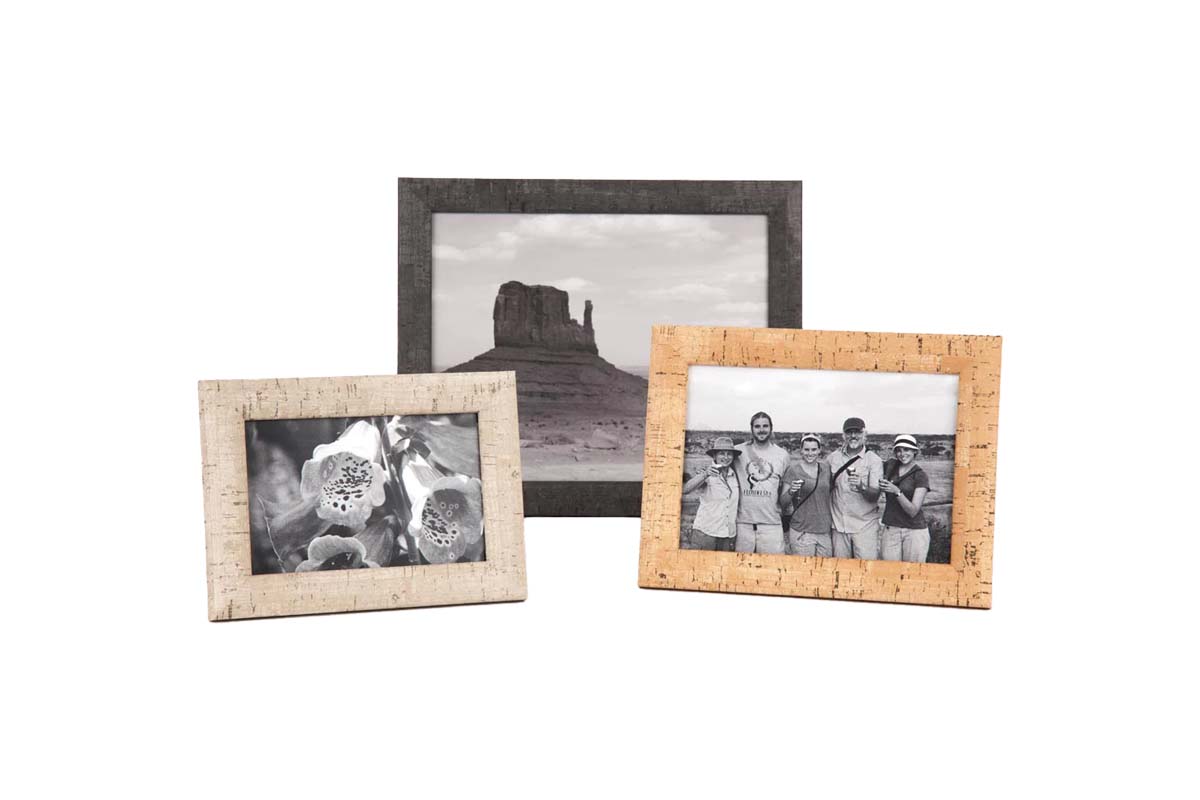Tappo Cork Frames, of different colors, sizes and shapes
