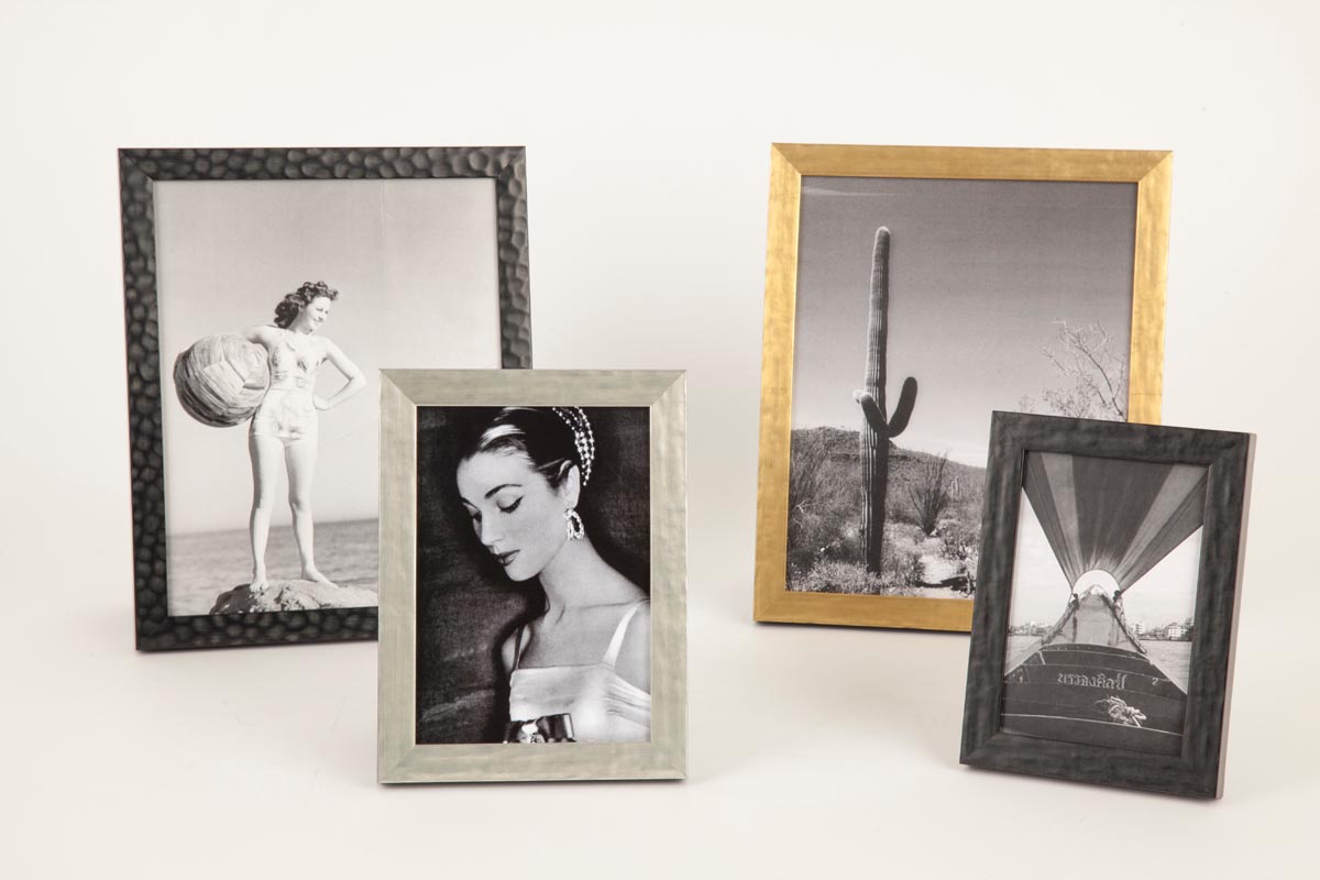 Oaxaca Black Clay Dimple – Artists Frame Service